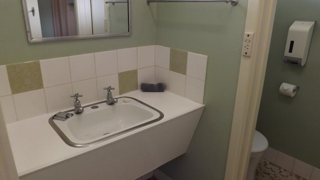 Collie Motel מראה חיצוני תמונה
