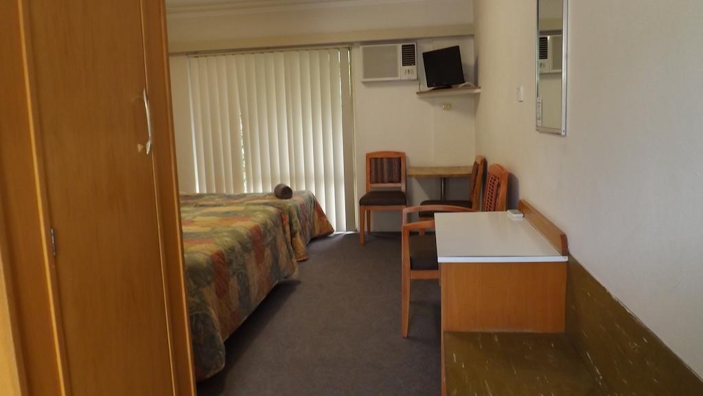 Collie Motel מראה חיצוני תמונה
