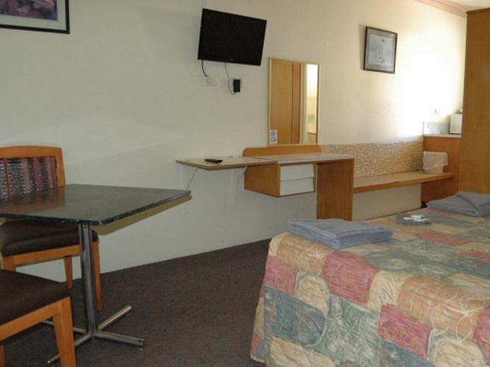 Collie Motel מראה חיצוני תמונה